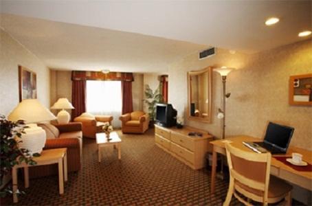 City Center Hotel Milwaukee Room photo